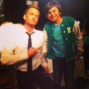 Ashton and Neal Patrick Harris on How I Met Your Mother. 2013