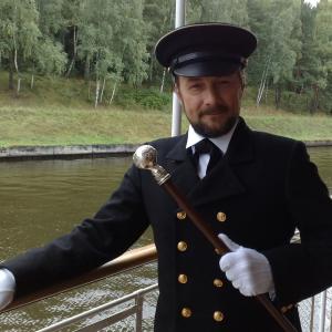 Aleksandr Zamyatin starring as Captain of the Stream Boat in V lesakh i na gorakh