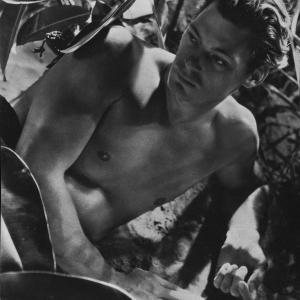 Still of Johnny Weissmuller in Tarzan the Ape Man (1932)