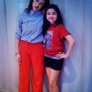 Montana with Mirandasings on set of their video shoot