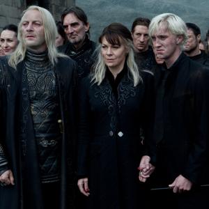 Still of Jason Isaacs, Tom Felton and Helen McCrory in Haris Poteris ir mirties relikvijos. 2 dalis (2011)