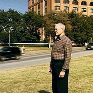 Still of Raymond J Barry in Interview with the Assassin 2002