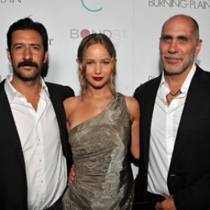 Guillermo Arriaga, José María Yazpik and Jennifer Lawrence at event of The Burning Plain (2008)