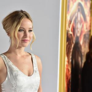 Jennifer Lawrence at event of Bado zaidynes Strazdas giesmininkas 1 dalis 2014