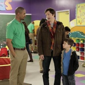 Still of Andrew Donnelly and Damon Wayans Jr. in Happy Endings (2011)