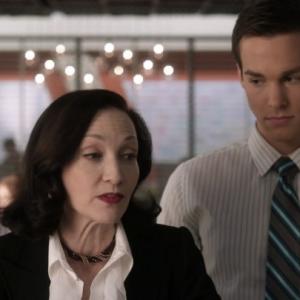 Still of Bebe Neuwirth and Chris Wood in BROWSERS