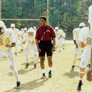 Still of Denzel Washington in Remember the Titans 2000