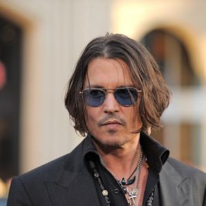 Johnny Depp at event of Nakties seseliai 2012