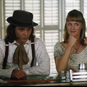 Still of Johnny Depp and Mary Stuart Masterson in Benny & Joon (1993)