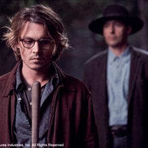 Still of Johnny Depp and John Turturro in Secret Window (2004)