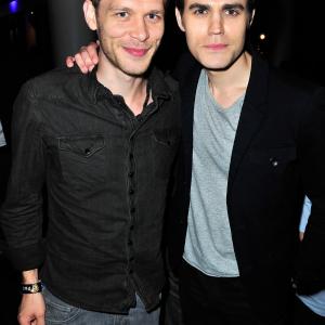 Joseph Morgan and Paul Wesley at event of Zmogus is plieno 2013
