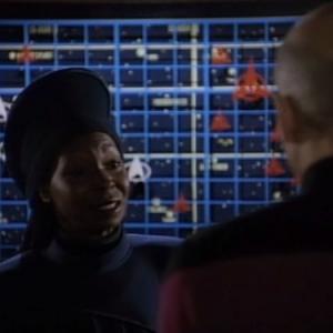 Still of Whoopi Goldberg and Patrick Stewart in Star Trek: The Next Generation (1987)