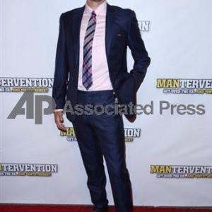 WriterDirector Stuart Acher at the TCL Chinese Theater for Mantervention Premier