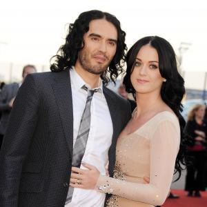 Russell Brand and Katy Perry at event of Arthur (2011)