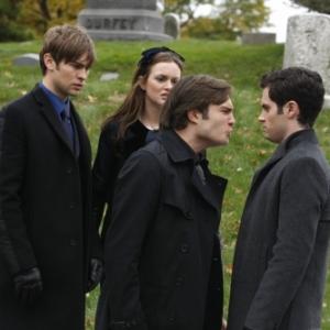 Still of Penn Badgley Leighton Meester Chace Crawford and Ed Westwick in Liezuvautoja 2007