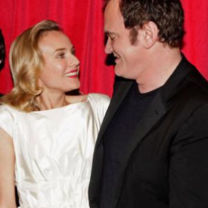 Quentin Tarantino and Diane Kruger at event of Negarbingi sunsnukiai (2009)