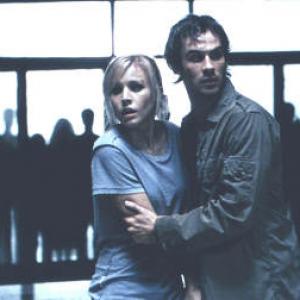 Still of Kristen Bell and Ian Somerhalder in Pulse 2006