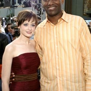 Alexis Bledel and Broderick Johnson at event of The Sisterhood of the Traveling Pants 2005