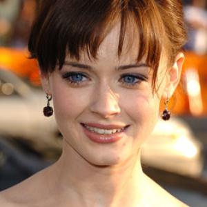 Alexis Bledel at event of The Sisterhood of the Traveling Pants 2005