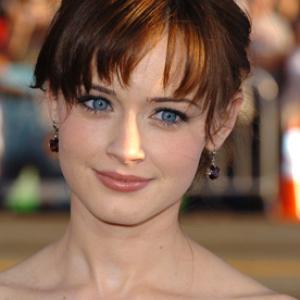 Alexis Bledel at event of The Sisterhood of the Traveling Pants (2005)