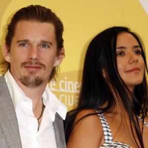 Ethan Hawke and Catalina Sandino Moreno at event of The Hottest State 2006