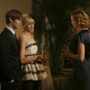 Still of Kelly Rutherford, Taylor Momsen and Chace Crawford in Liezuvautoja (2007)