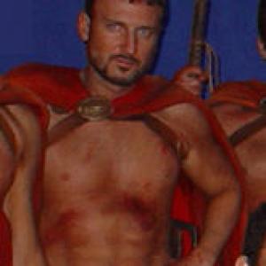 Deke Richards as a Spartan soldier in 300.