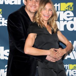 Cameron Diaz and Jason Segel at event of 2011 MTV Movie Awards 2011