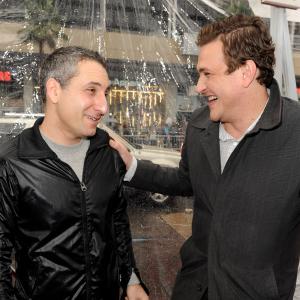 Jason Segel and Rob Letterman at event of Guliverio keliones 2010