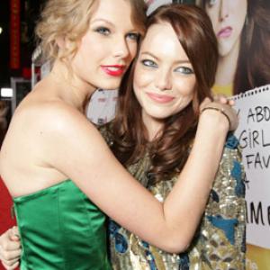 Emma Stone and Taylor Swift at event of Easy A 2010