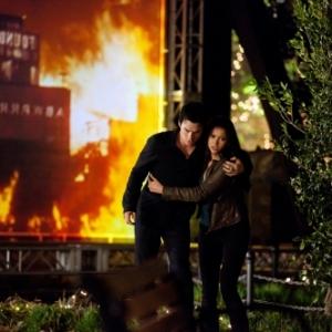 Still of Ian Somerhalder and Nina Dobrev in Vampyro dienorasciai 2009