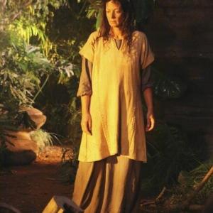 Still of Allison Janney in Dinge 2004