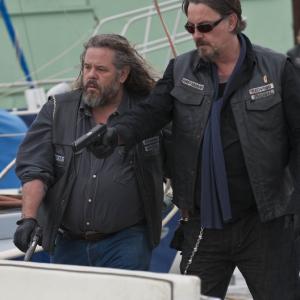 Still of Mark Boone Junior and Tommy Flanagan in Sons of Anarchy (2008)