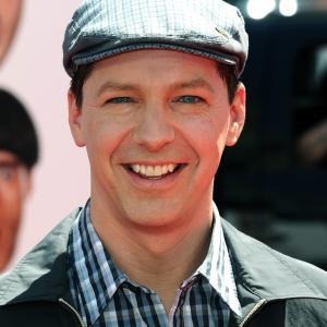 Sean Hayes at event of Trys veplos (2012)
