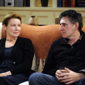 Still of Gabriel Byrne and Dianne Wiest in In Treatment (2008)