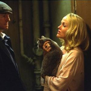 Still of Gabriel Byrne and Miranda Richardson in Spider 2002