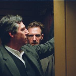 Still of Ralph Fiennes and Gabriel Byrne in Spider 2002