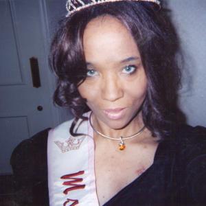Ms Pennsylvania 2004 Maria Frisby was a special guest and wore a 1000 necklace that was auctioned off at a Chocolate Ball for charity