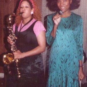 Songbird Maria Frisby and her sister Ara Brown doing some music.