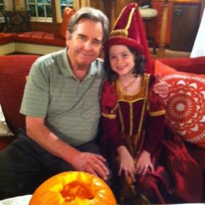 Eve Moon and Beau Bridges on set of The Millers