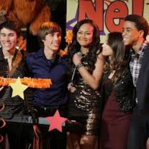 Max Schneider with cast of How to Rock