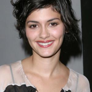 Audrey Tautou at event of Dirty Pretty Things (2002)
