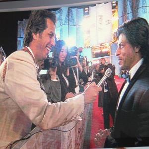 Interviewing Shah Rukh Khan on the red carpet