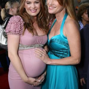 Jane Seymour and Isla Fisher at event of Hot Rod 2007