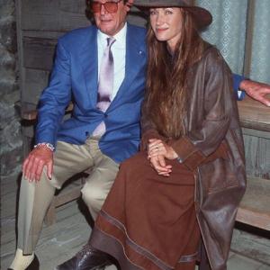 Roger Moore and Jane Seymour at event of Dr Quinn Medicine Woman 1993