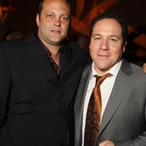 Vince Vaughn and Jon Favreau at event of Gelezinis zmogus 2008