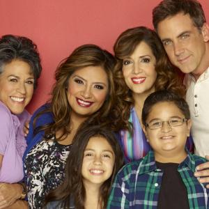 Still of Carlos Ponce, Maria Canals-Barrera, Terri Hoyos, Cristela Alonzo, Isabella Day and Jacob Guenther in Cristela (2014)