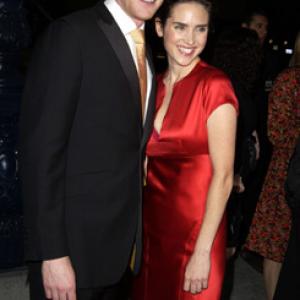 Jennifer Connelly and Paul Bettany at event of Master and Commander: The Far Side of the World (2003)