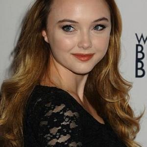 Victory Van Tuyl at the Event of White Bird in a Blizzard (2014).