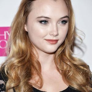 Victory Van Tuyl at Event of White Bird in a Blizzard 2014